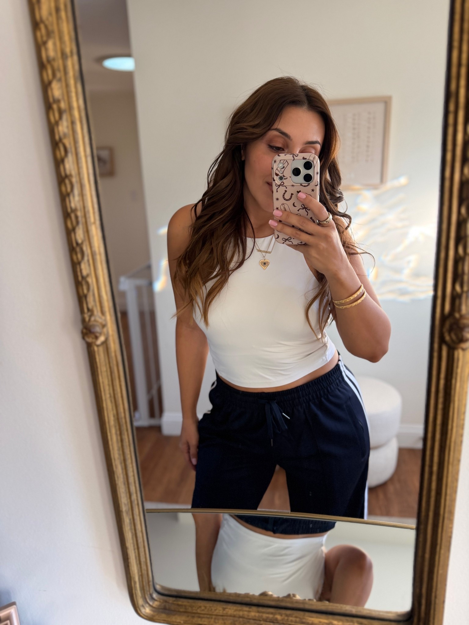 Truth is…I have these pants in navy, brown and burgundy LOL 💙🤎❤️

#LTKmomlife #LTKU #LTKootd