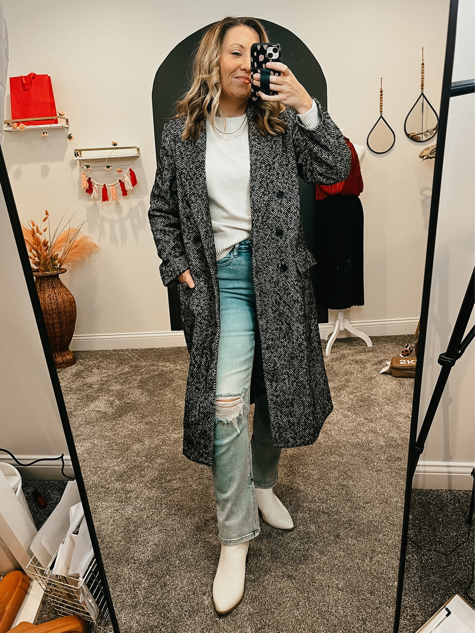 Date Night ❤️❤️❤️

#LTKfindsunder100 #LTKbeauty #LTKover40