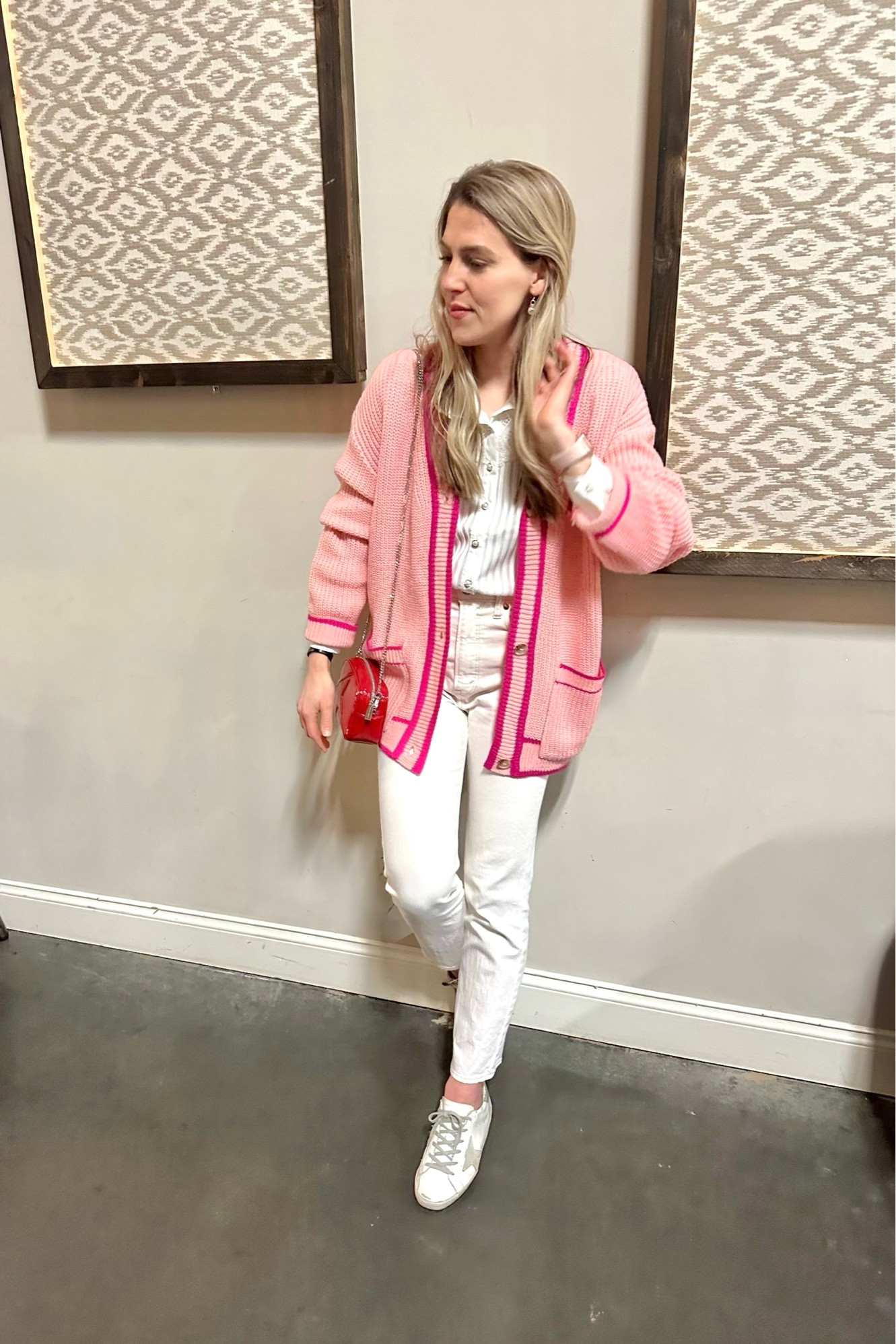 Cardigan - so good for transitional weather! Wearing a S-M, usually a size XS in sweaters. 

Jeans - these are winter white. Went with my usual size 25

Shows - went with a size 38 EU

Top - wearing a size XS

#LTKstyletip #LTKSeasonal #LTKfindsunder100
