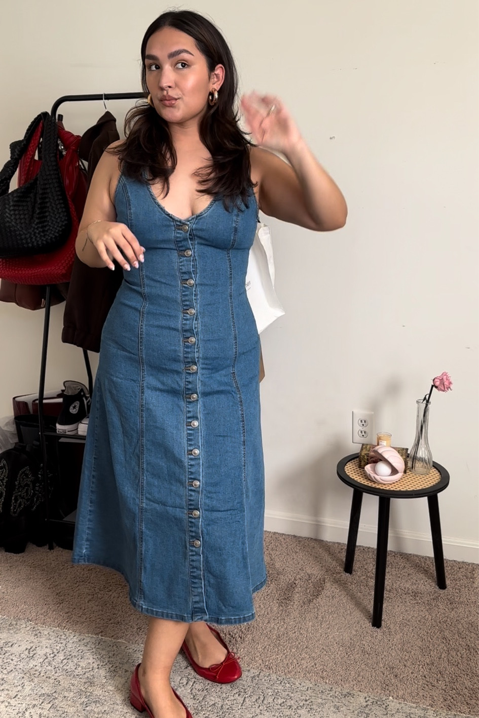 looove this long denim maxi dress omg 

#LTKfindsunder100 #LTKmidsize #LTKMostLoved