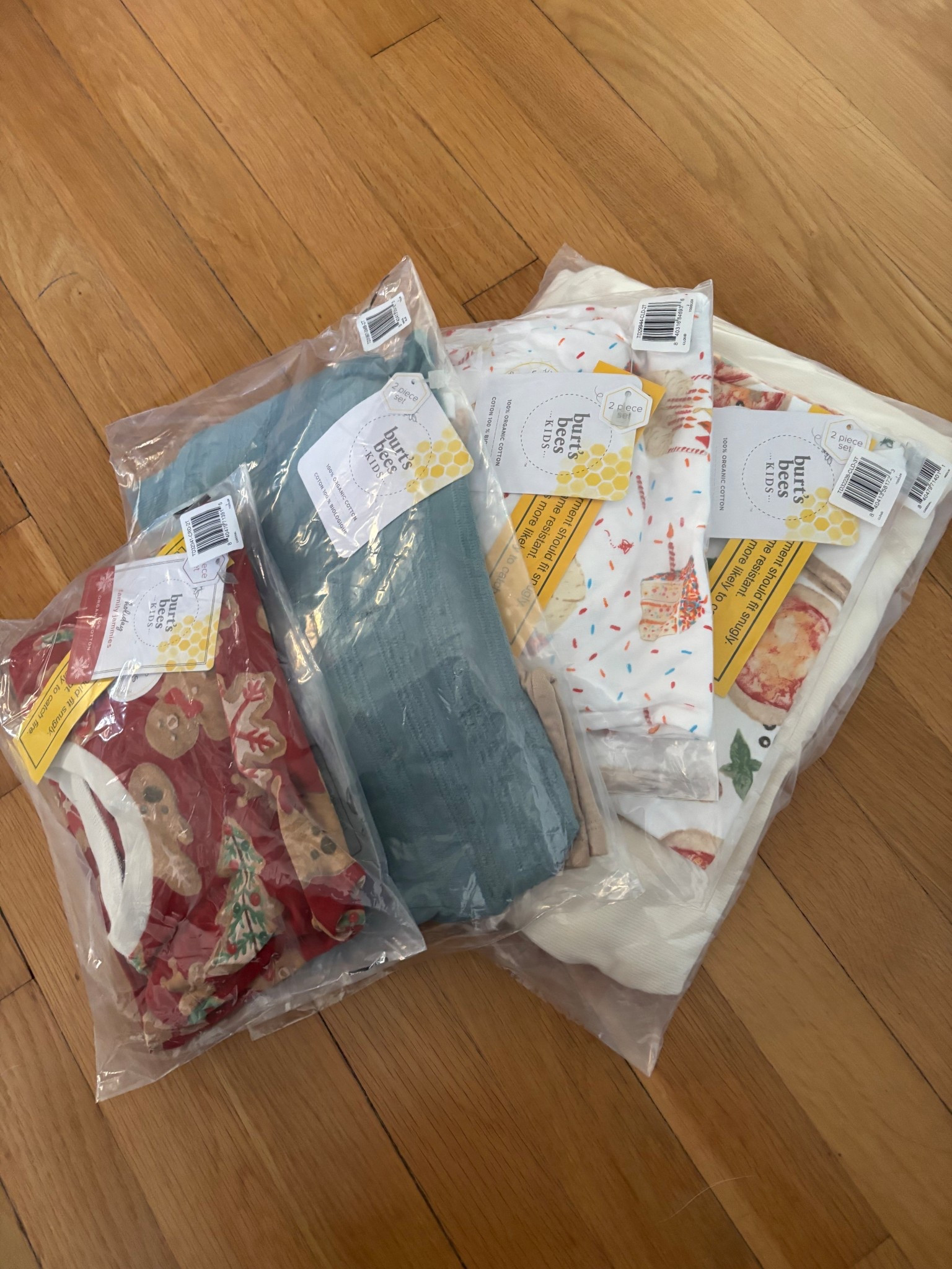 Christmas pjs haul and a little extra!

#LTKKids #LTKFamily #LTKBaby