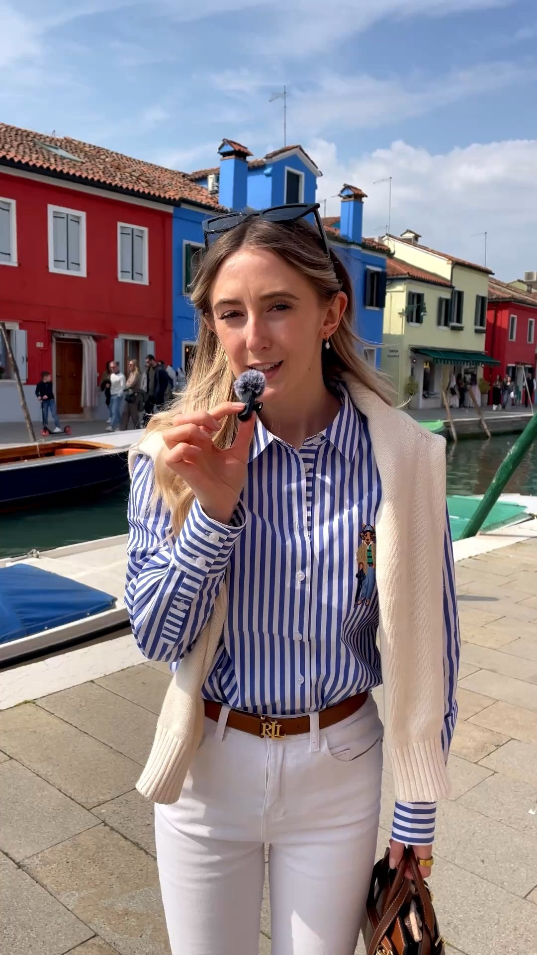 Spring outfits in Venice day two 💙

Comment “SHOP” & I’ll DM you the links to my outfit 🔗 

#classystyle #countrystyle #springoutfitideas #springoutfits #venice 

#LTKjeans #LTKspring #LTKtravel
