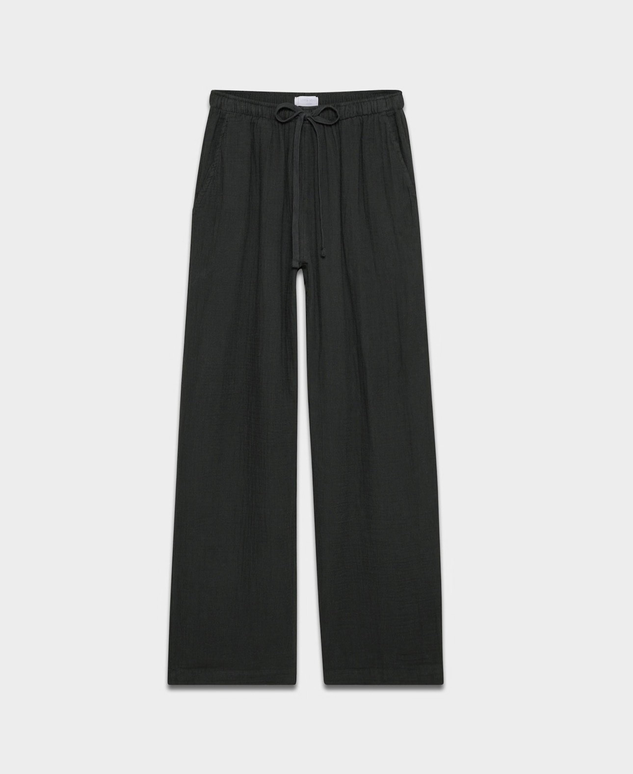 Finally found comfy pants I actually love. Soft, flowy, cute, and the waistband doesn’t squeeze my stomach. I tried a bunch and these Aritzia gauze pants were the winner.

#LTKgrwm #LTKTravel #LTKActive