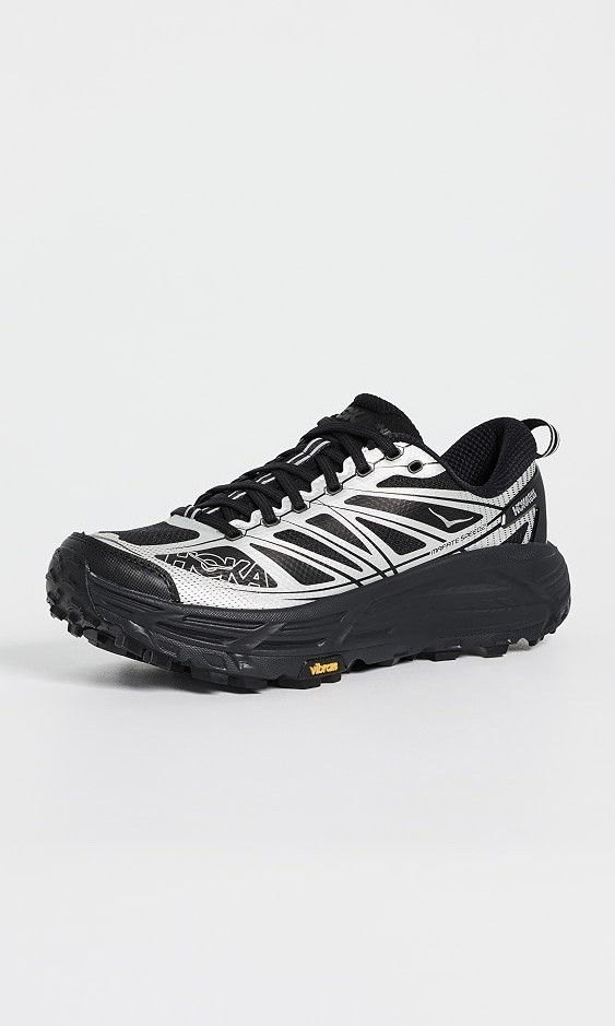 Hoka Sneakers

#LTKActive #LTKOver40 #LTKfitnessgoals