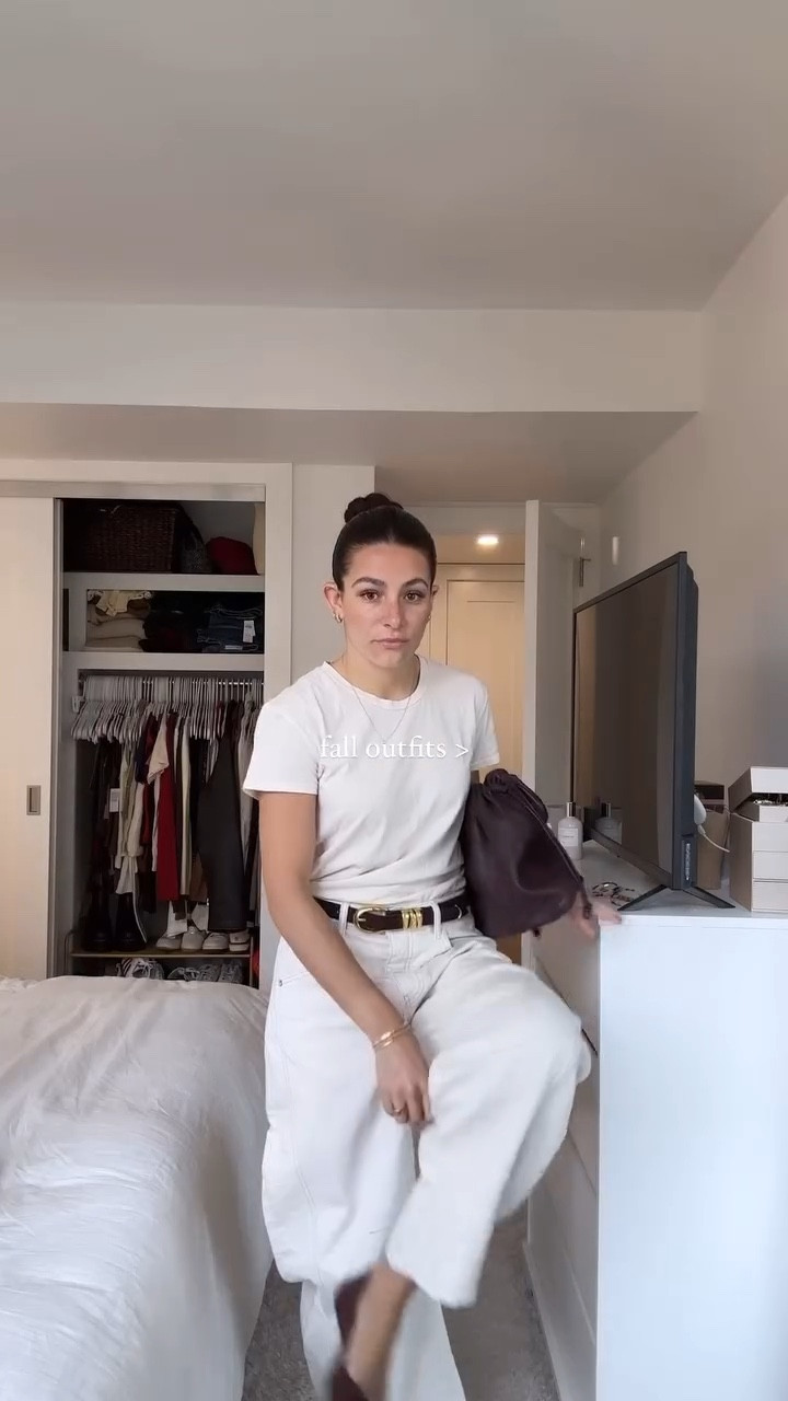 i fear i actually love barrel jeans 😭 p.s. this outfit is VERY @stefanie.taylor inspired ♥️

— casual chic fall outfits 2024 #fallofficefashion #fallfashion #nycfallfashion #citygirl #citystyle #nycstyle