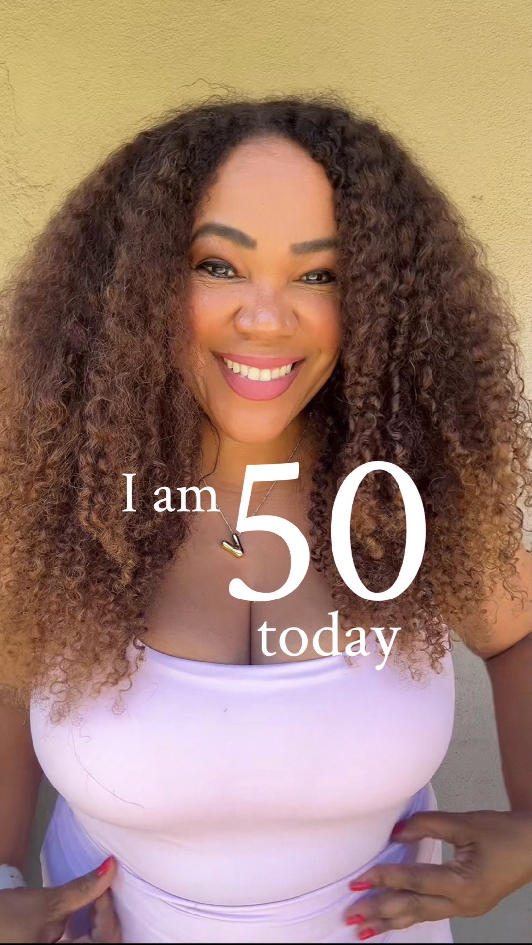 New decade loading… I am 50 💥🚀💪🏾. Doing what is aligned is the game plan. Let’s go ladies 🫶🏾. #thisis50 #womenintheir50s #womenover40 #itsmybirthday🎉 #over40

Wearing an xl in the top and skort 🫶🏾

#LTKOver40 #LTKMidsize #LTKstorytime