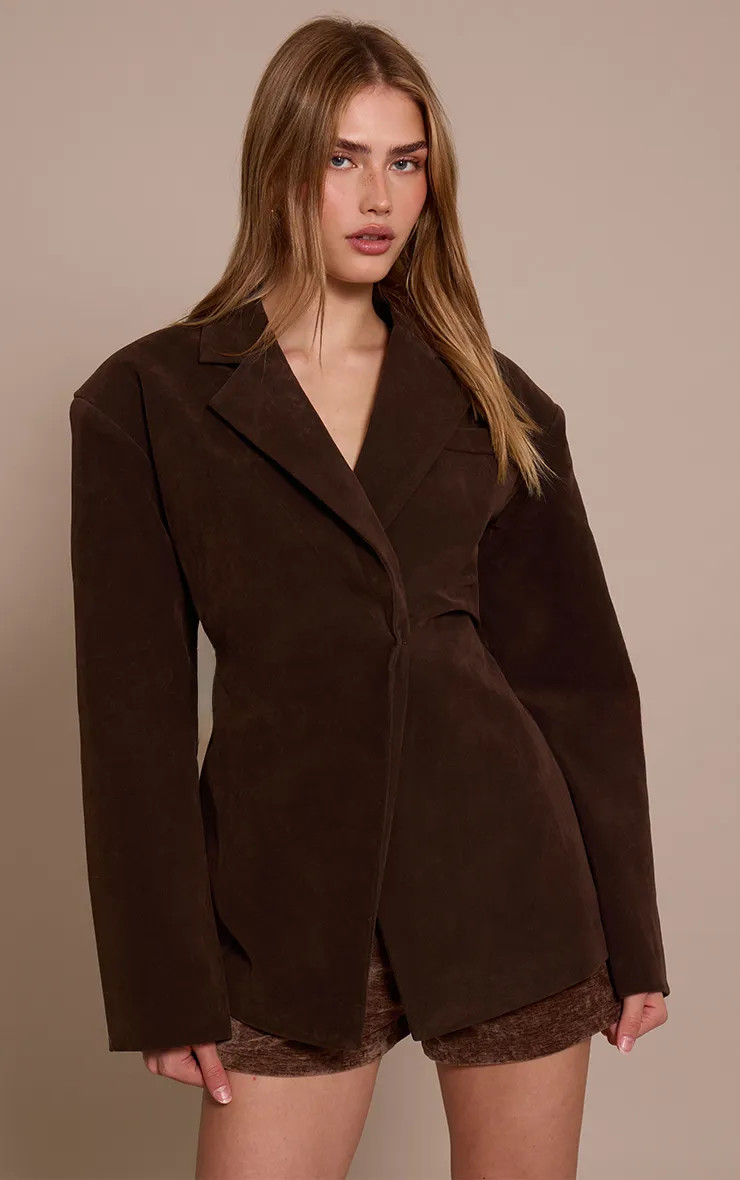 Chocolate Faux Suede Cinch Waist Blazer | PLT | PrettyLittleThing UK