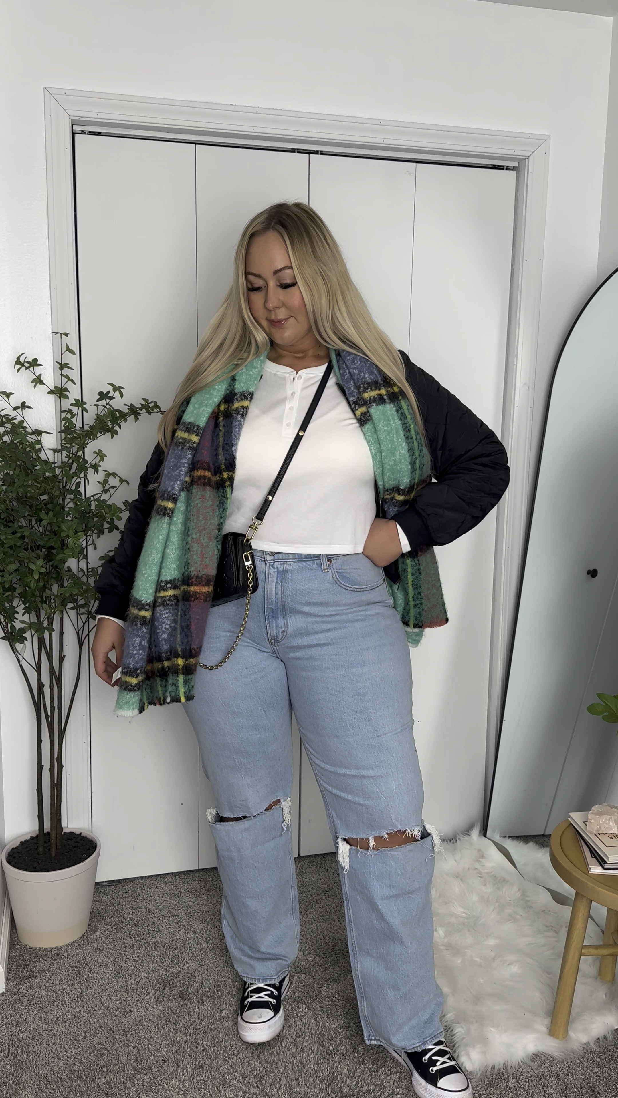 Jeans are on sale!! Use code: YPBAF for EXTRA 20% off!! 


Winter Outfit
Jeans
Sneakers 

#LTKSeasonal #LTKstyletip #LTKsalealert