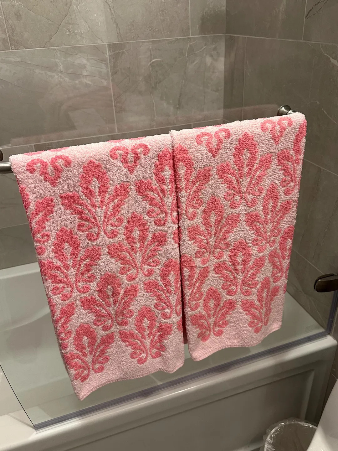 Bath Towels - Set of 2 Bath Towels Jacquard, Set of 2 Vintage in Pink by Fashion Manor | Etsy (US)