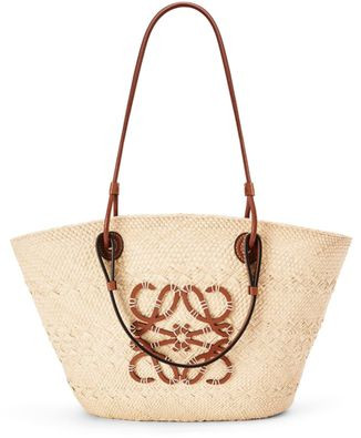 Anagram basket in Iraca palm and calf leather - LOEWE | 24S US