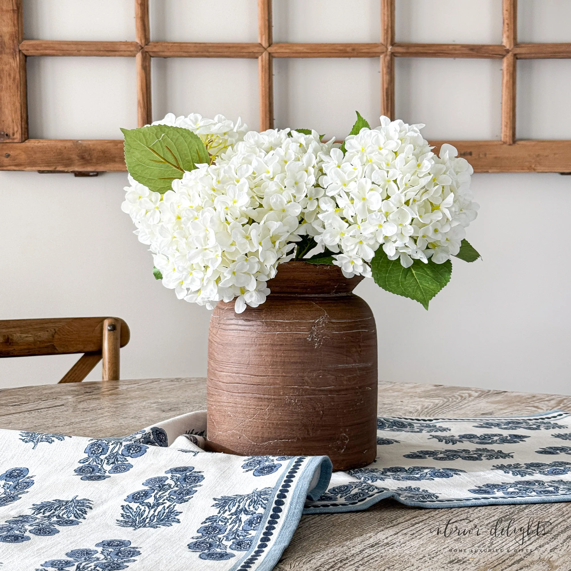 9” Brown Line Vase | Interior Delights