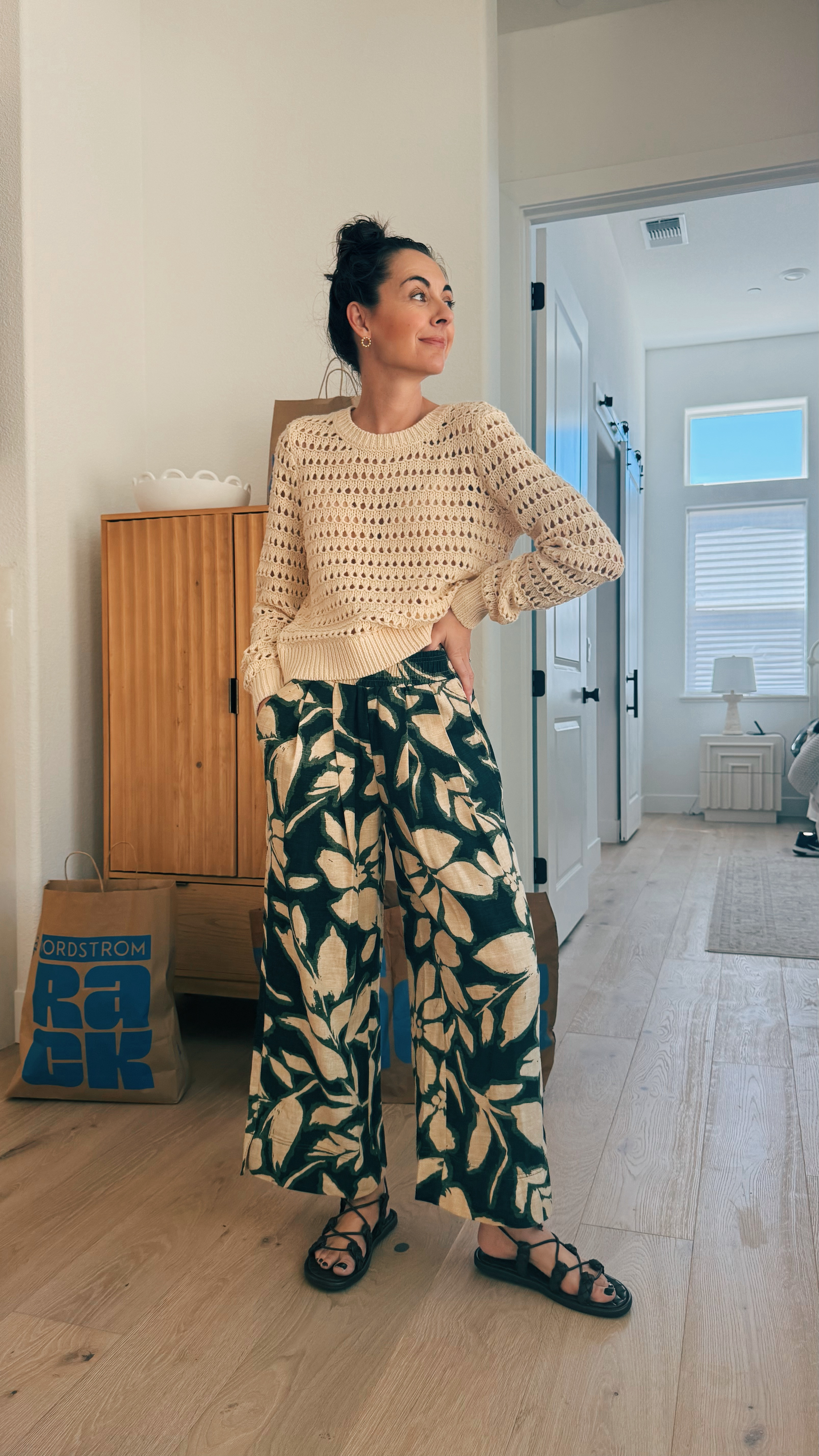  A CAPSULE WARDROBE FRIM NORDSTROM WITH SHOES UNDER $400. This cozy capsule includes some of my favorite Brands like Splendid and Sam Edelman.

I’m 5 foot four and wearing a size 25 or extra small in everything. All pieces run true to size except for the print pants run large

#LTKFindsUnder50 #LTKStyleTip