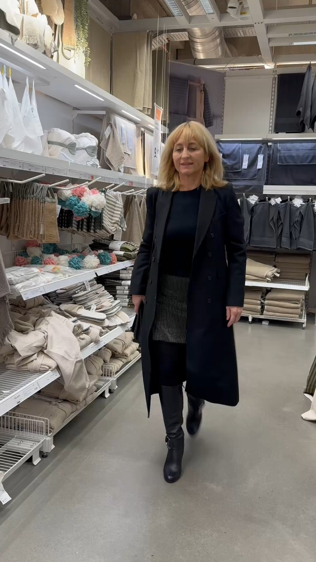 Ikea hat tolle Profukte, denen ich beim Einkauf nie widerstehen kann! Aber auch welche, die ich nicht kaufen würde. Hier verlinkt habe ich die Produkte, die ich kaufen würde!
#ikea #ikeafinds 

#LTKhome #LTKdeutschland