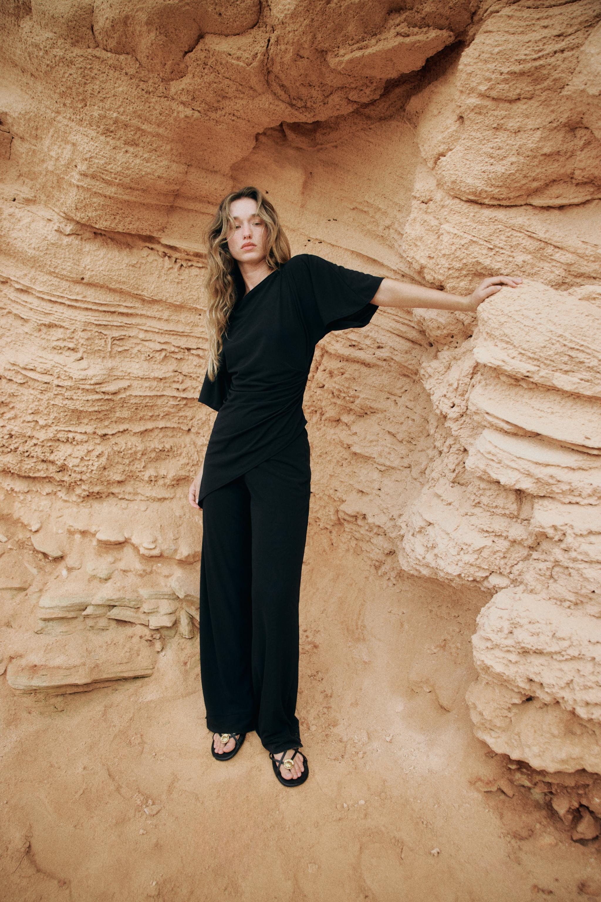 STRAIGHT-LEG CREPE TROUSERS WITH SLITS | Zara UK