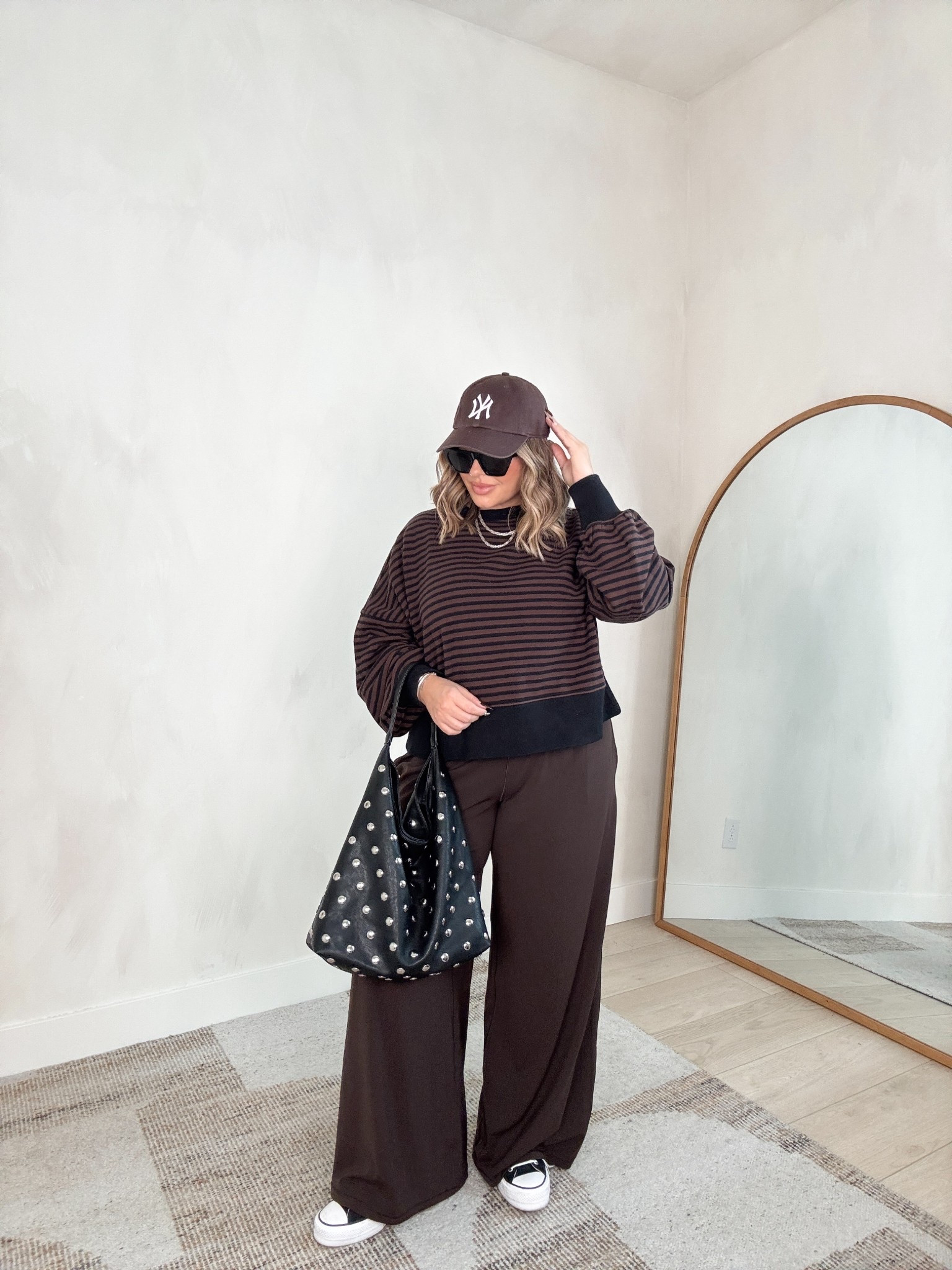 Pants L long 
Top linked similar mine is old 


#LTKSaleAlert #LTKStyleTip #LTKFindsUnder50