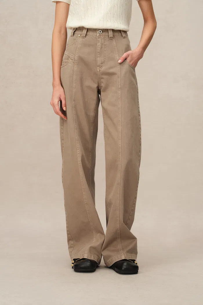 Liberty Barrel Leg Washed Jeans in Cotton Denim | Fabrique