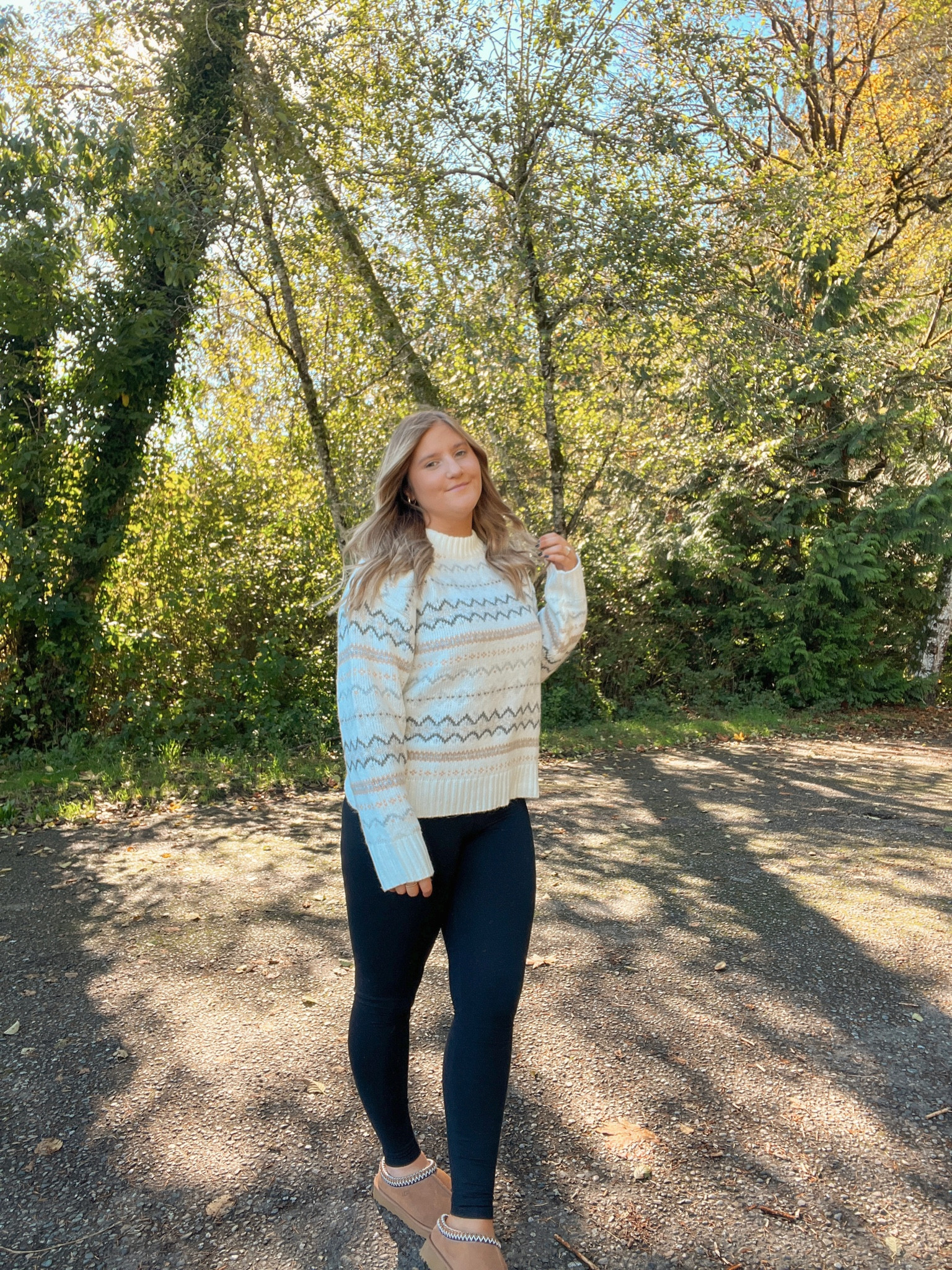 cozy fall outfit ideas, sweater outfits, ugg style, fall style, ugg slippers, outfit inspiration, fall outfits