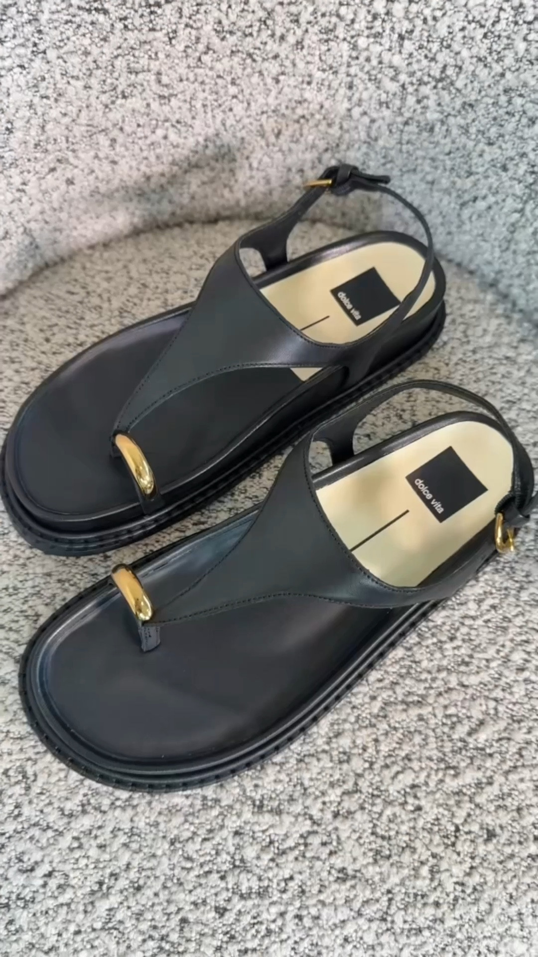 Elevated summer sandals ✨

	•	chic summer sandals
	•	neutral sandals
	•	everyday sandals
	•	summer outfit sandals
	•	strappy sandals
	•	comfy summer sandals
	•	dressy flat sandals
	•	minimal sandals
	•	summer shoe staples
	•	sandals that go with everything
	•	vacation sandals
	•	casual luxe sandals
	•	versatile summer shoes
	•	fashion sandals 202

#LTKStyleTip #LTKShoeCrush #LTKSummerEdit