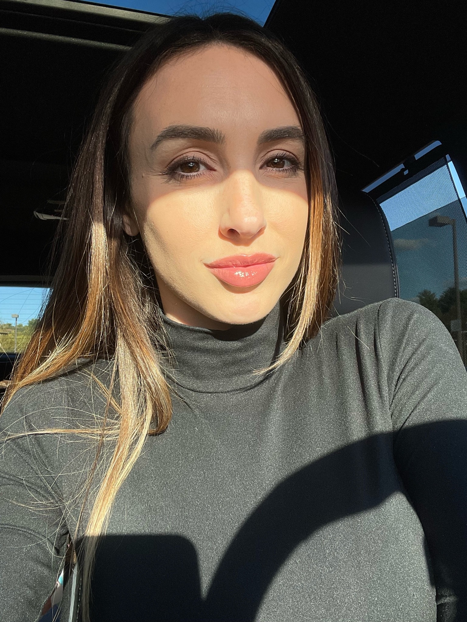 I’ll never stop obsessing over new lip finds 💄 

This is Kat Von D suade matte liquid lipstick, topped with Make Up By Mario lip plumping serum.  

It’s the best combo because you get so much pigment from the matte lipstick, but by itself it can look/feel dry. When you too it with Mario’s lip plumping serum it literally brings the color to life and makes your lips look and feel so hydrated. 


Makeupbymario, katvond, Lolita, lip plumping, lip oil, non stick lip gloss, plump lips, fall lip color, mauve lips, pink lips, lip plumping serum, fall trends, everyday makeup, evening makeup

#LTKstyletip #LTKbeauty #LTKunder50