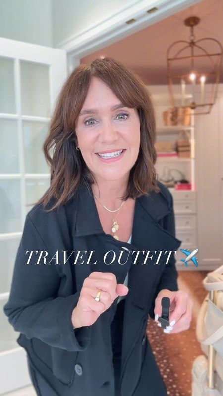 I have the perfect chic travel outfit for you from @frankandeileen!
#frankandeileenpartner
#wearloverepeat


#LTKTravel #LTKStyleTip #LTKOver40