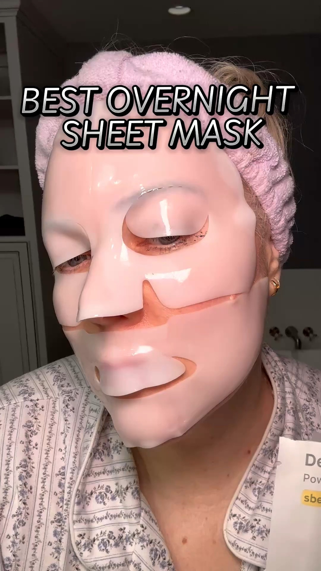 This is one of the best overnight
@SUNGBOON EDITOR #sheetmask I've
tried! Viral for a reason #sungboon #collagenmask #bestsheetmask #kbeautyskincare

#LTKgrwm #LTKselfcare #LTKBeauty