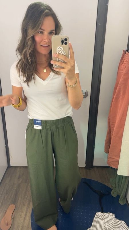 Like and comment “OLDNAVY2” to have all links sent directly to your messages. Loving these old navy linen pants saw some in store at a&f for way more. Available in 7 colors and lengths 👌
.
#oldnavy #oldnavystyle #linenpants #casualstyle #casualoutfit #summerstyle #summerfashion 

Follow my shop @julienfranks on the @shop.LTK app to shop this post and get my exclusive app-only content!

#liketkit #LTKsalealert #LTKtravel #LTKfindsunder50
@shop.ltk
https://liketk.it/4C6O5

#LTKsalealert #LTKstyletip #LTKfindsunder50