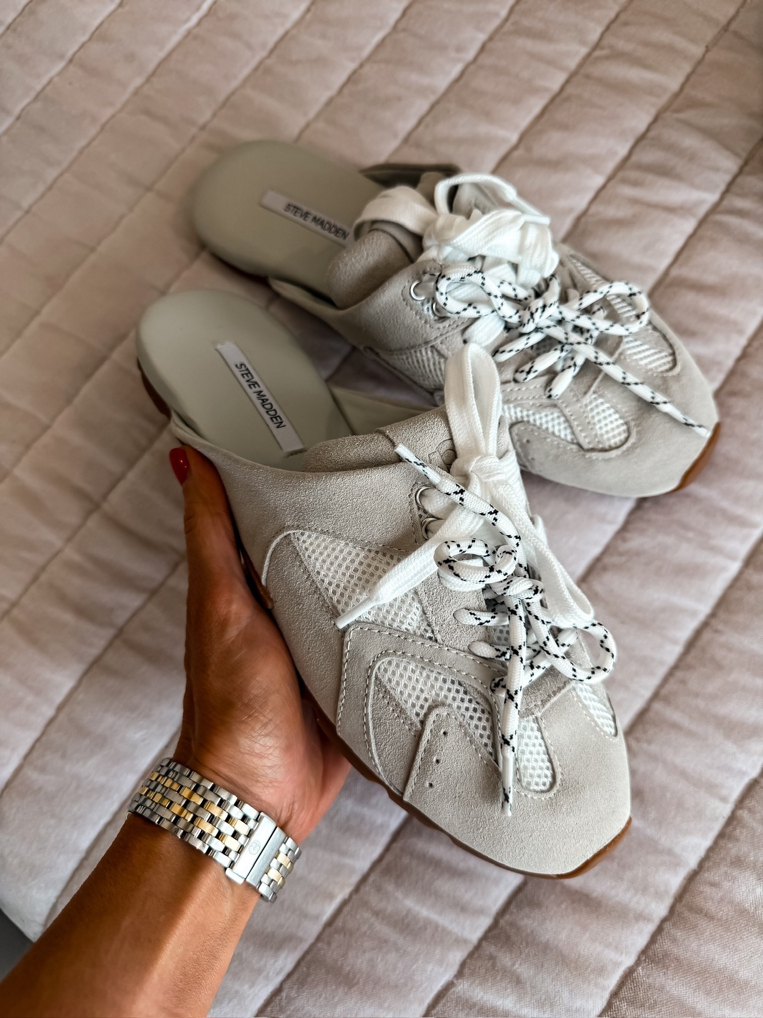 These neutral sneakers are such a good look for less find! They give that designer inspired vibe without the price tag. Perfect for everyday wear and easy to style with everything from denim to athleisure. 

Runs TTS

Themominstyle, Neutral sneakers, look for less sneakers, Steve Madden sneakers, casual everyday shoes, spring shoe trends, designer inspired style, comfortable sneakers

#LTKTravel #LTKootd #LTKgrwm