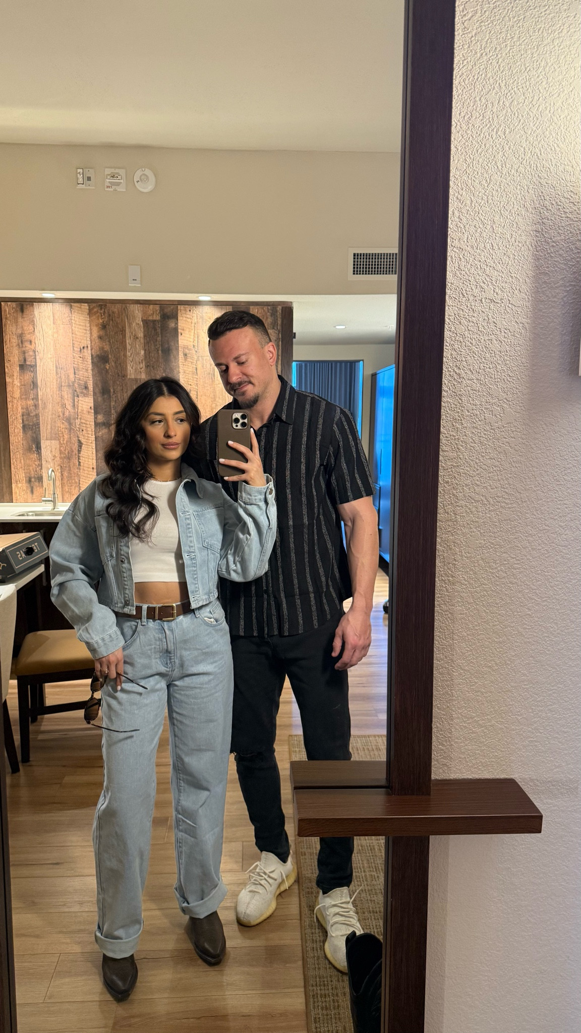 Nashville pt 6 🤎 #nashvillefit #nashvilleoutfit

#LTKdayinmylife #LTKgrwm #LTKootd