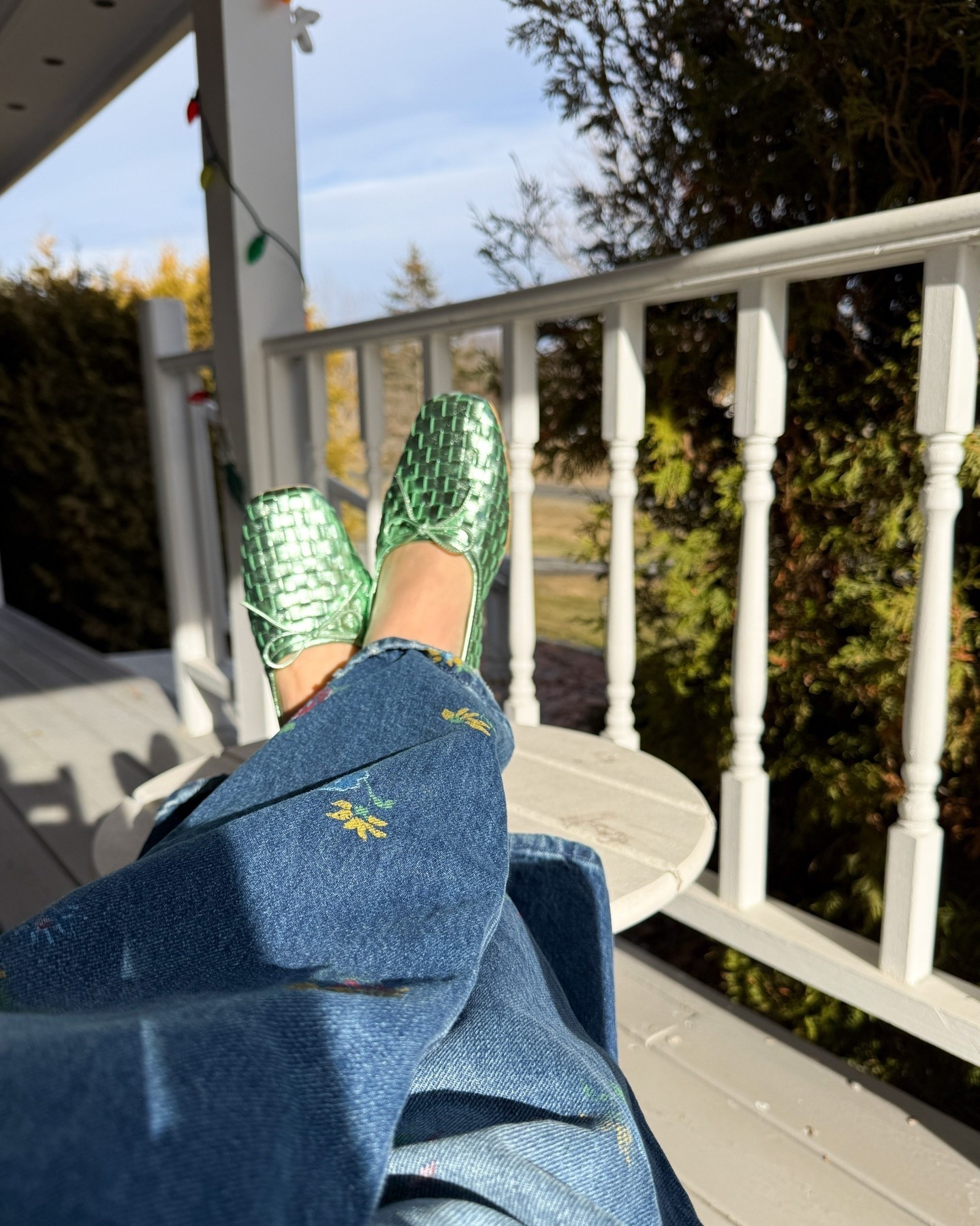 Like all other Freda shoes, these are incredibly well made - and you can tell immediately! 

The woven leather, like, flexes around my foot as I walk - it basically feels like supportive leather that will break in beautifully (soft, without feeling 'thin'). That said, these are ballet flats I will have to break in (once the snow melts gahhh) - just by putting moleskin on the heel. These shoes have a really comfortable sole, and the quick break-in period is 100% worth it. 