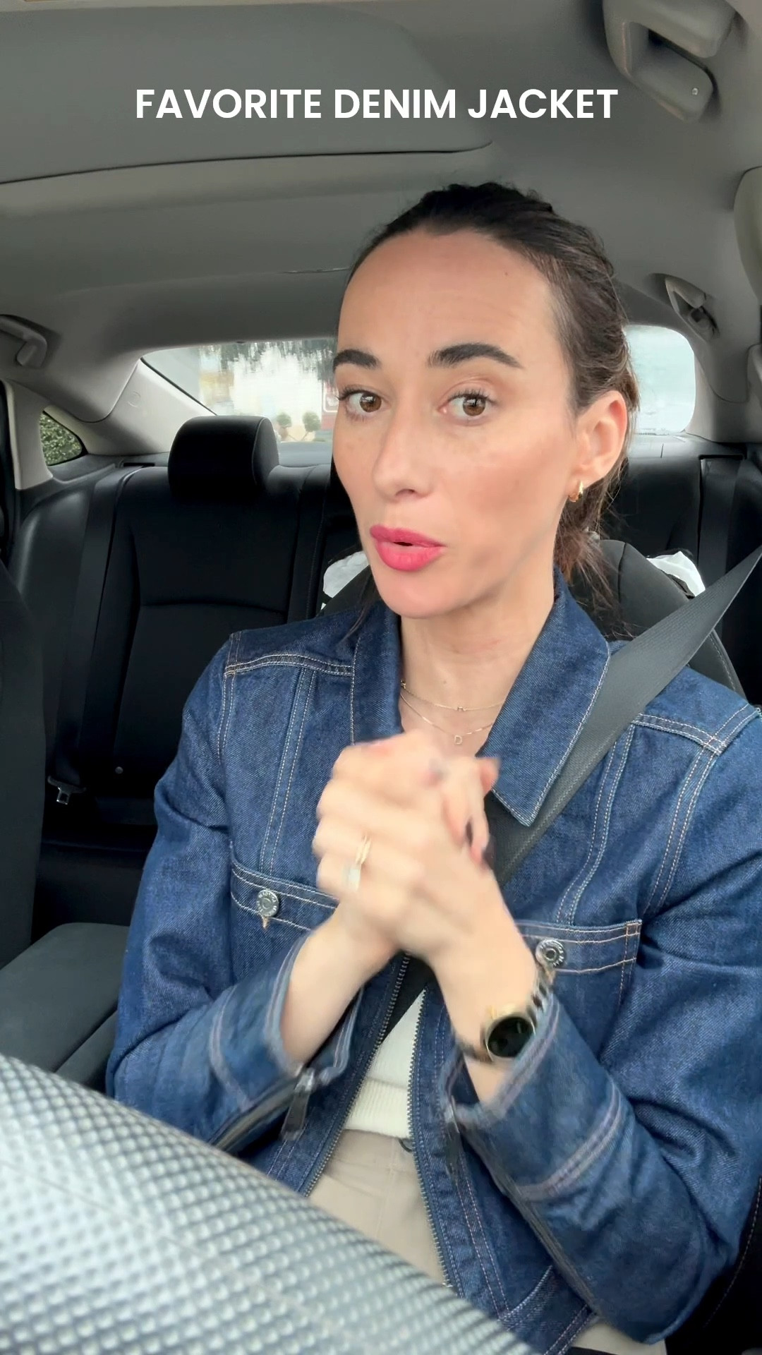 Veronica Beard just launched the most versatile and lightweight denim jacket! I LOVE it.  

I’m 5’8 120, got the Small. It fits like a glove 

#LTKOver40 #LTKGiftGuide #LTKU