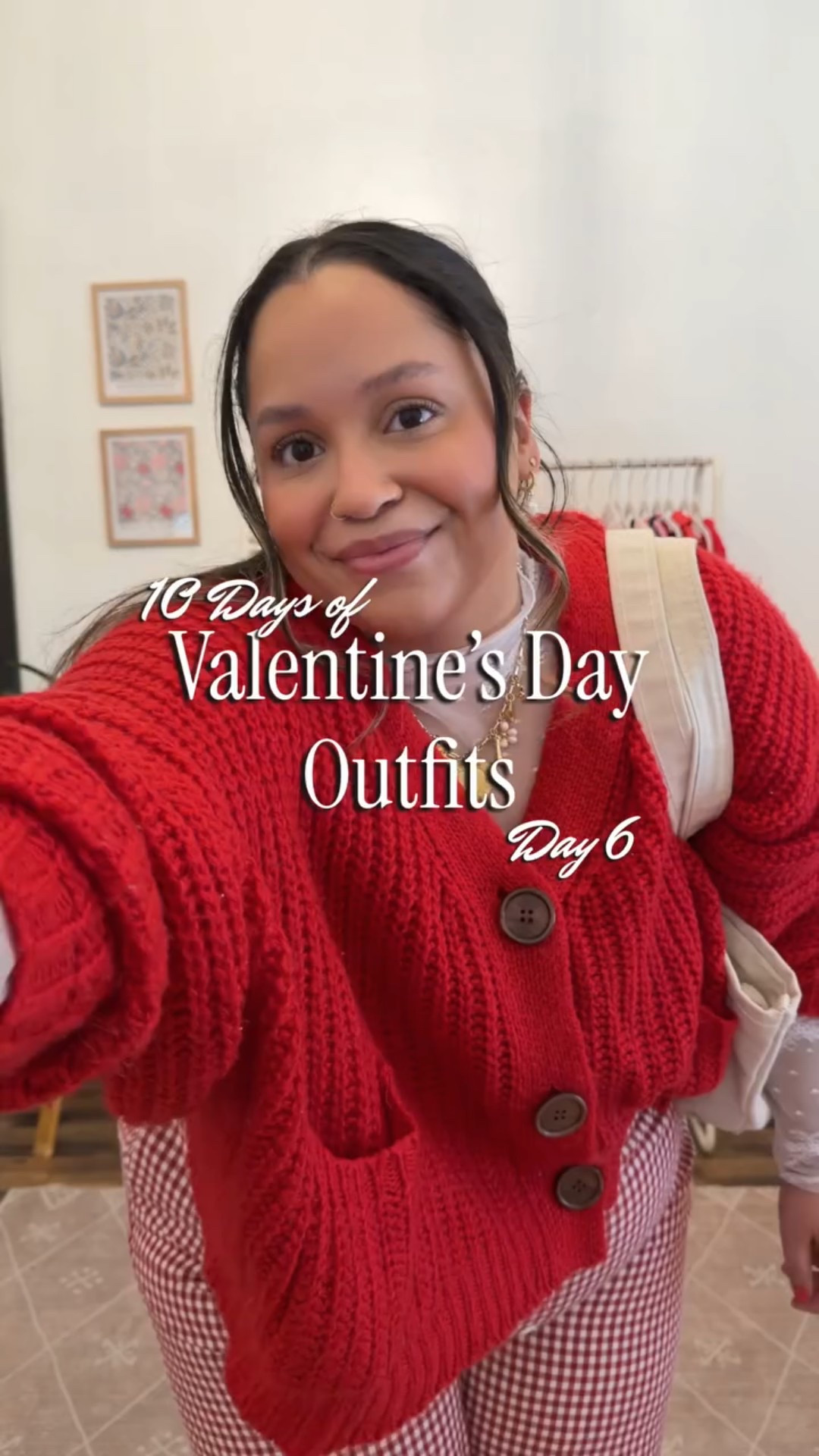 10 Days of Valentine’s Day Outfits : Day 6 ❣️

Comment “SIX” and I will dm you the details 
https://liketk.it/5RNah

#size16 #pinterestoutfit #valentinesdayoutfit #ginghampants #valentinesdayoutfits