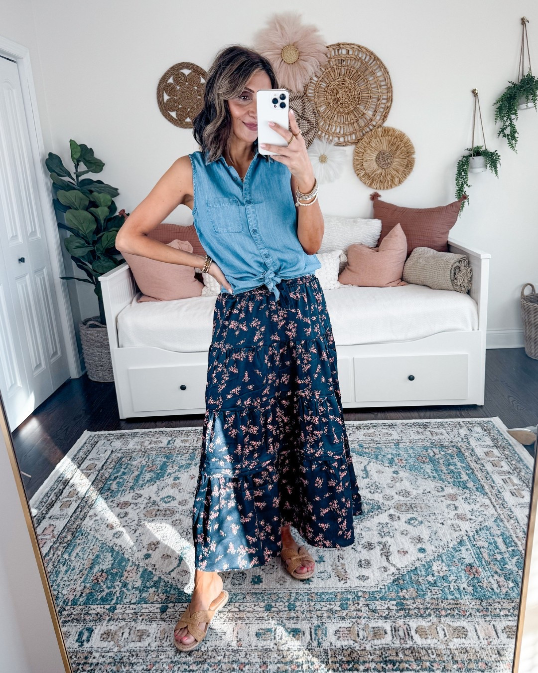 Adorable teacher outfit 

#LTKWorkwear #LTKFindsUnder50 #LTKStyleTip