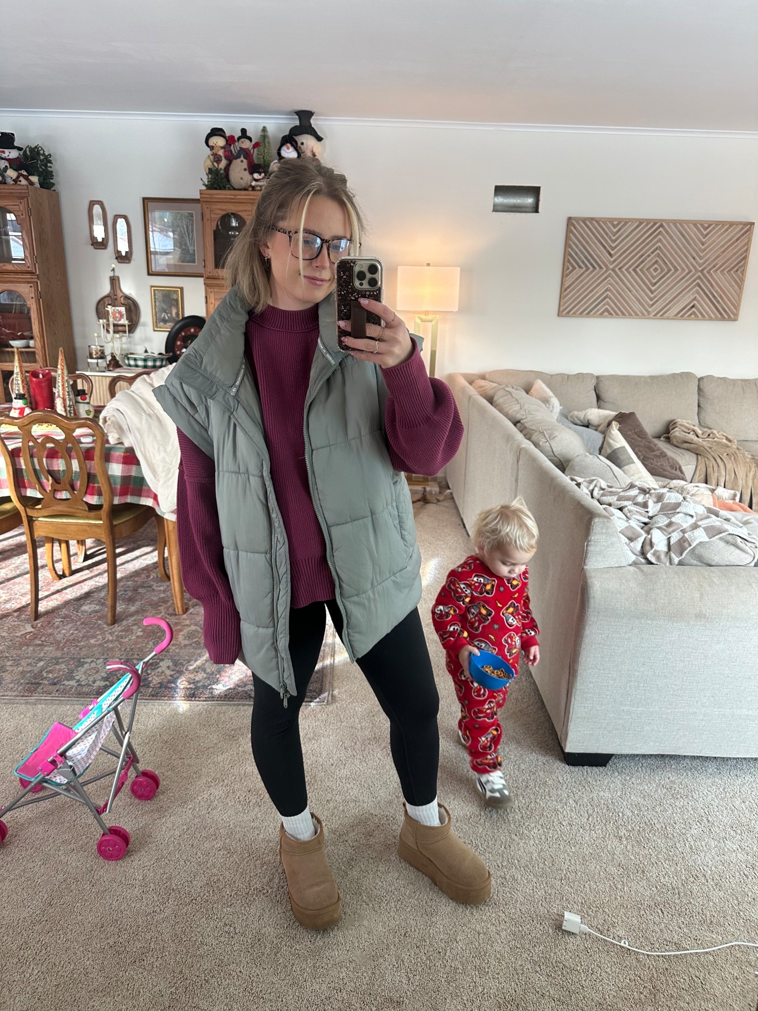 Cozy SAHM outfit! 

#LTKmomlife #LTKootd