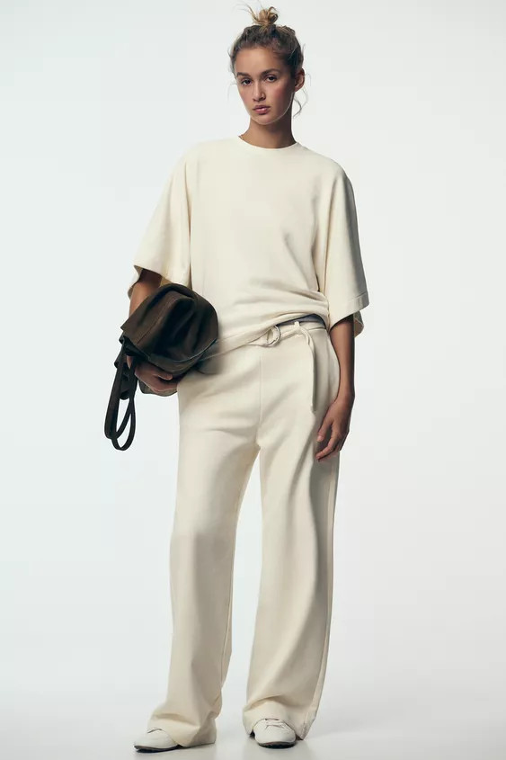 RUSTIC SHORT SLEEVE SWEATSHIRT | Zara Canada