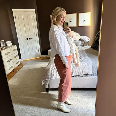 Sized up in a spring transitional look to transition me into the third trimester!