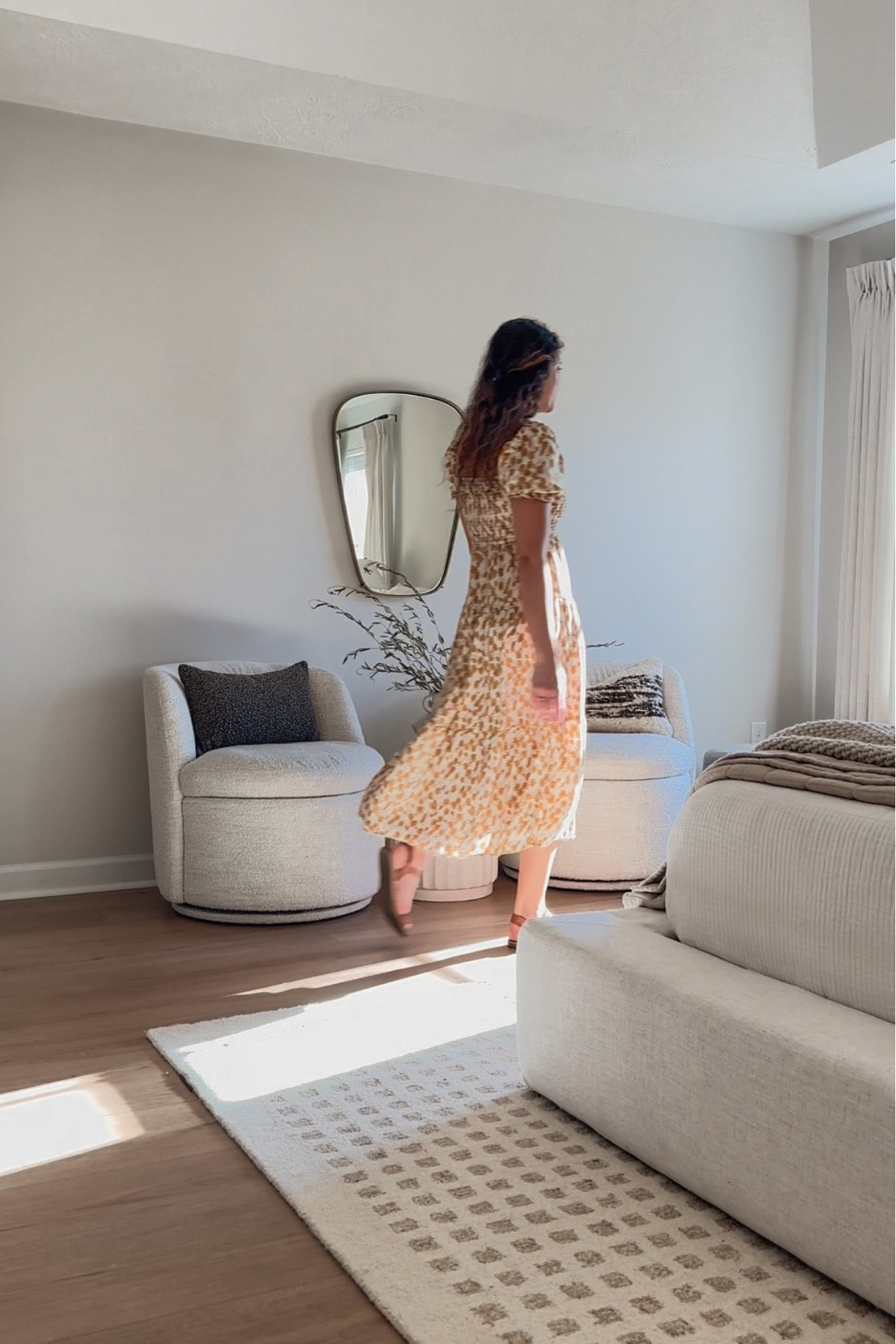 Beddroom wall


Bedding- rug/ spring dress- accent chairs- mirrors 

#LTKhome #LTKstyletip #LTKfindsunder50