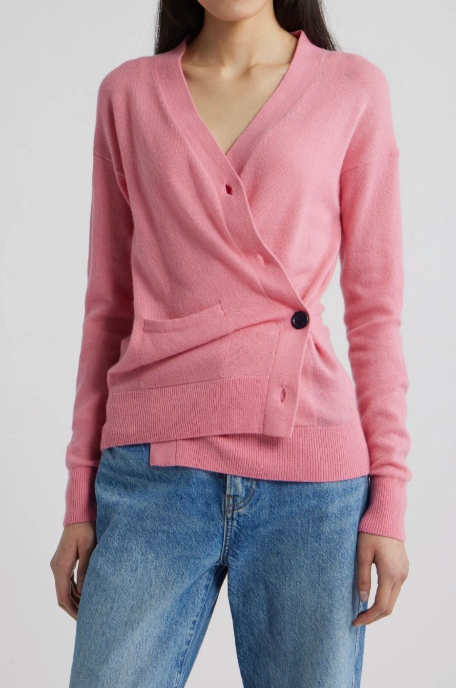 Obsessed with this cardigan!


#LTKSeasonal