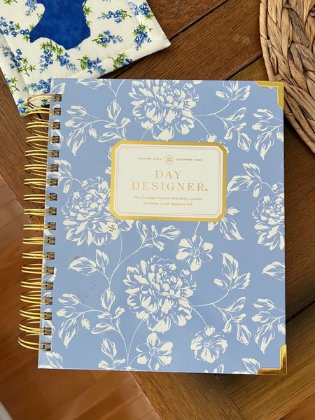 For only a few days save on a new planner from @thedaydesigner with code BRANDI15 get 15% off!! Good til March!!! There are different patterns to choose from! This one is called Annabel, it’s so pretty 💙
Planning, organizer, the day designer 
 BrandiKimberlyStyle 

#LTKsalealert #LTKSeasonal