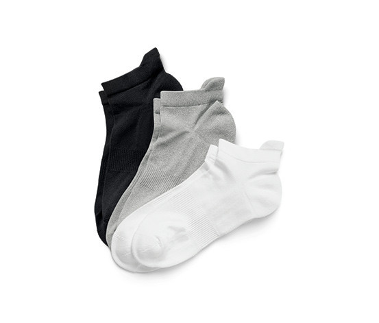 3 Paar Funktions-Sportsocken, schwarz/weiß/grau | Tchibo (DE)