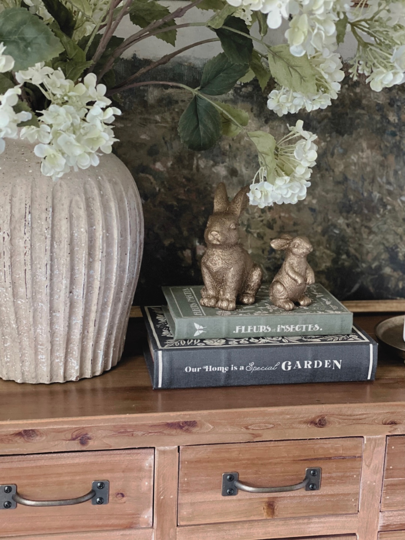 Spring entryway

#LTKSeasonal #LTKhome