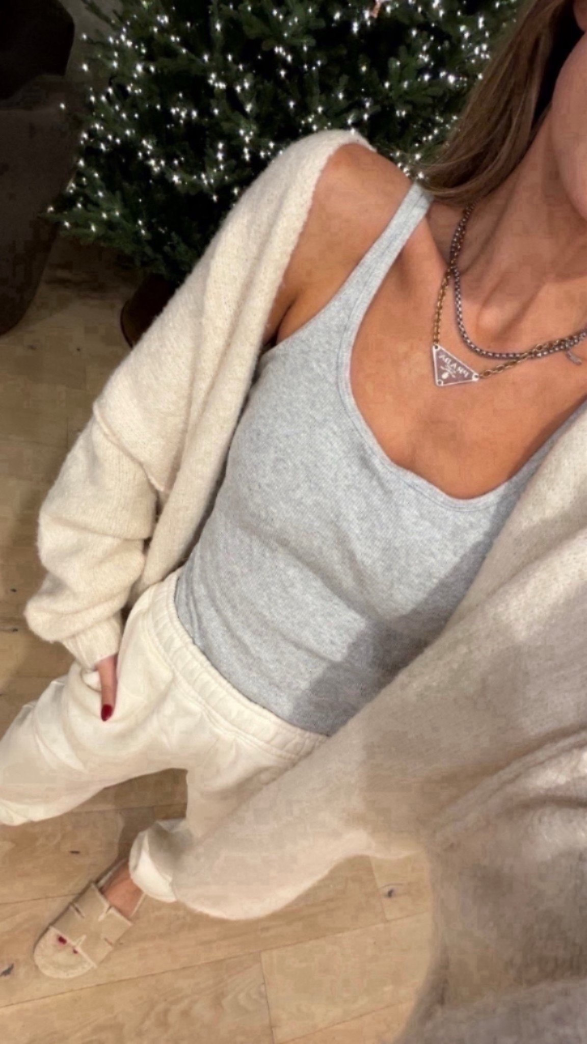 Amazon comfies 🖤 xs sweatpants size small bra tank and small cozy cardigan! 




#LTKmomlife #LTKdayinmylife #LTKootd