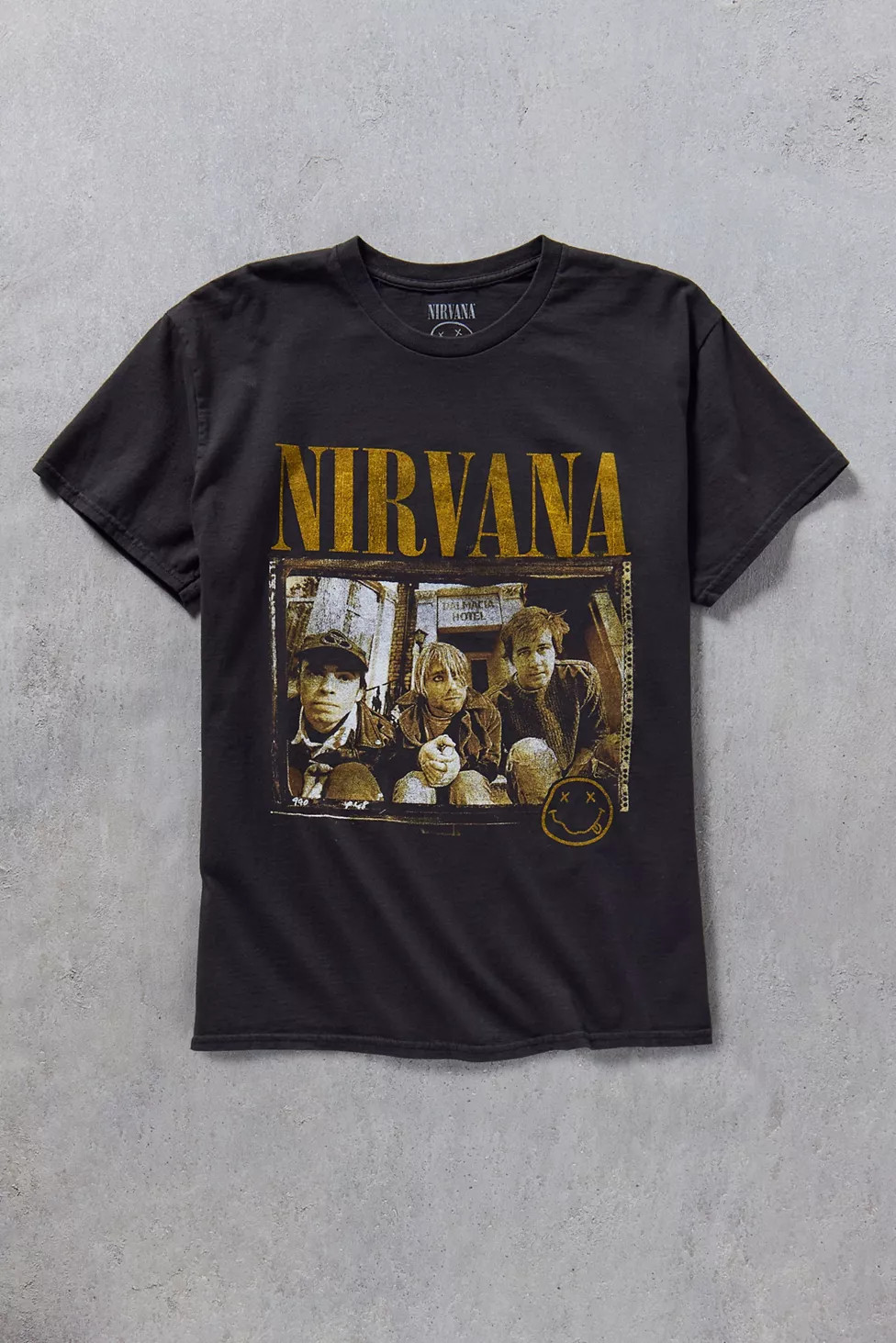 Nirvana 1991 Nevermind Graphic Tee | Urban Outfitters (US and RoW)