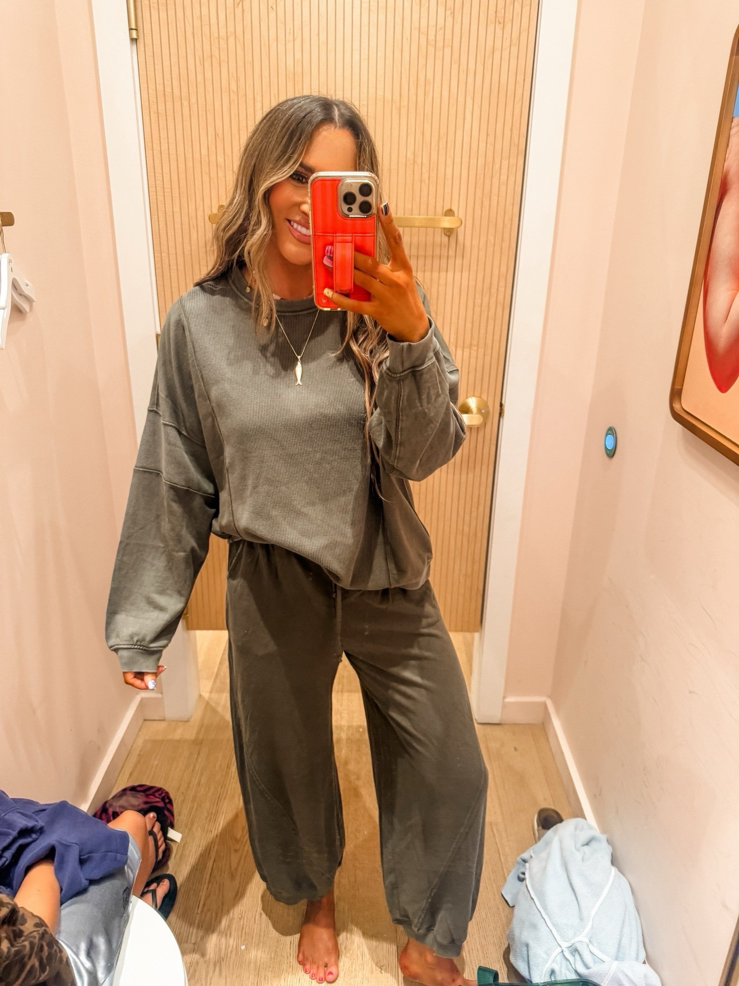 Love this set! 
Size Xs in the pants and a small in the top! 
#aerie

#LTKSaleAlert #LTKOver40 #LTKTall