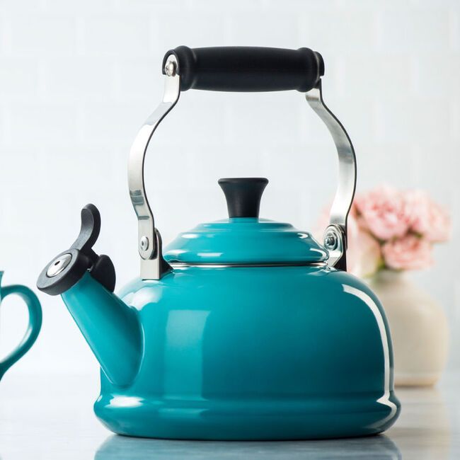 Classic Whistling Kettle | Le Creuset