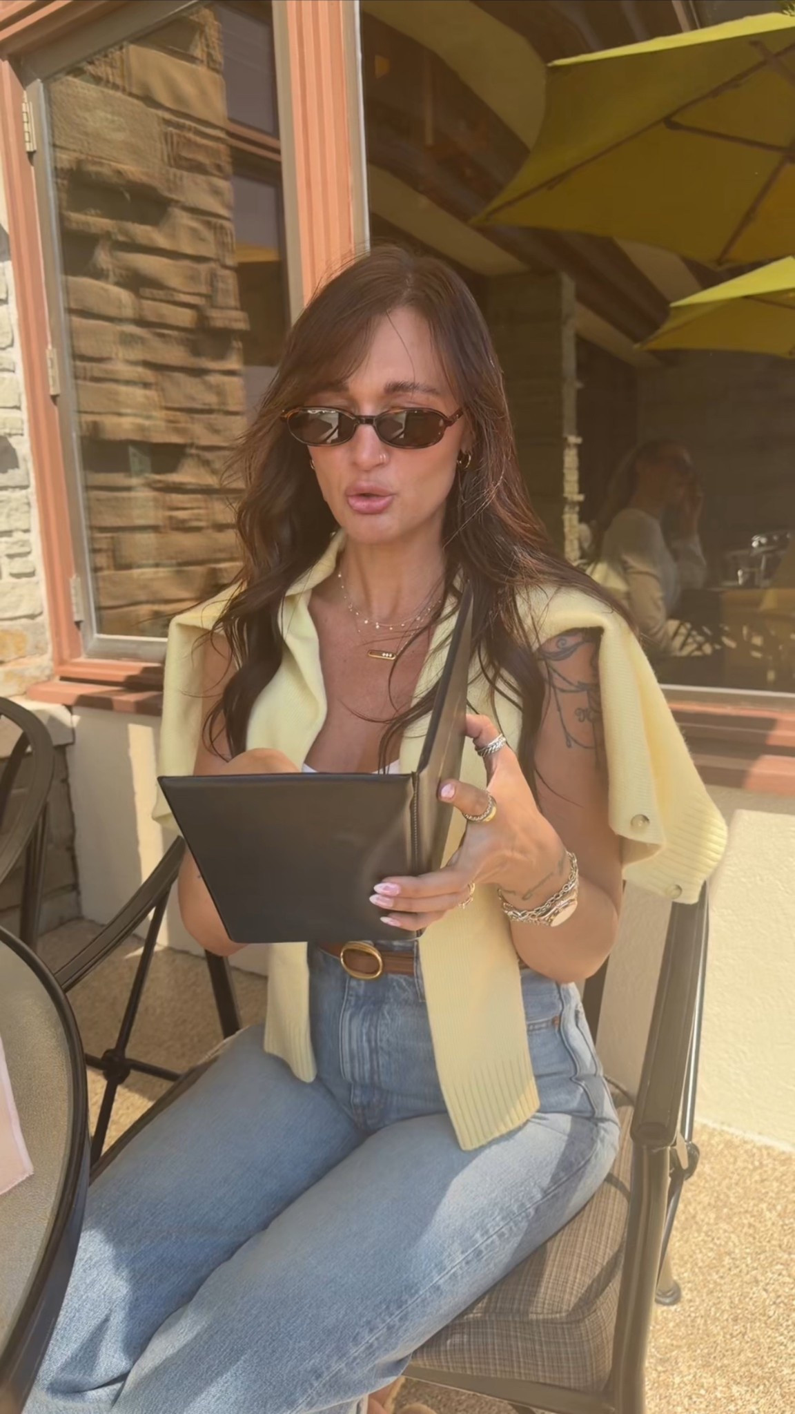 such a great spring outfit with the prettiest pop of yellow ✨

top- medium
pants- 26

cardigan, spring style, jeans, cardigan

#LTKootd