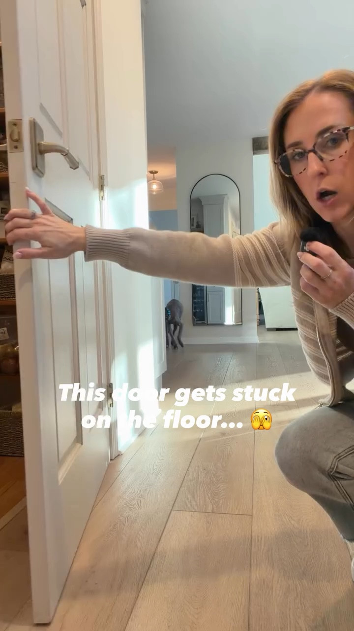 House Things That No One Teaches You: DAY 3 of 5! ✨ THE STUCK DOOR

Our pantry door gets stuck on the floor every time I try to open it and it’s been driving me insane for like two years. I had a genius idea… 💡 What if I put a piece of sandpaper under the door and rub it against to sand it down?! IT WORKED!! 👏🏼

what else do you guys wanna learn how to fix?