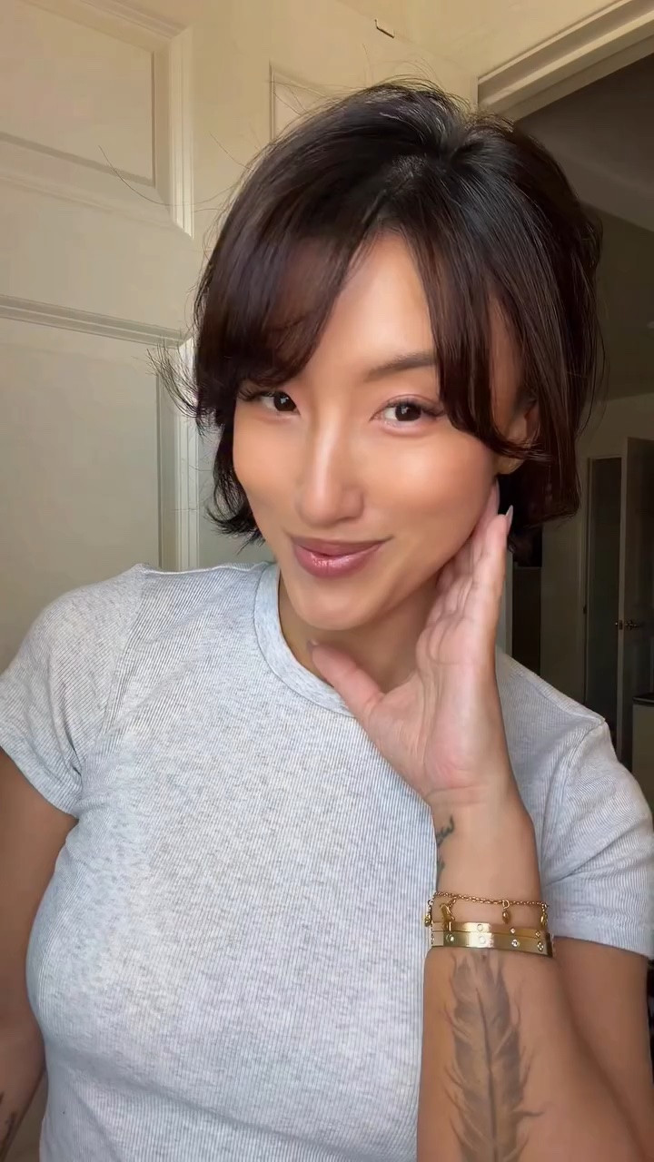 **Makeup Over 40 ✨ | My Everyday Summer GRWM**

Once summer rolls around, I naturally find myself prefer more peachy and soft pink tones ☀️🌸 They just brighten up the complexion and make everything feel a little fresher compared to the richer reds and browns I love during the colder months.

This has been my easy everyday makeup look lately—lightweight, glowy, and polished without feeling like I’m wearing a lot.

Here’s everything I used if you’d like to recreate it:

✨ **Typology Skin Tint** (Type 2 Light)
💧 **Lancôme Care & Glow Hydrating Serum Concealer** (330N)
🤍 **BCL Clear Last Face Powder** (Matte & Kira-Hada)
💦 **THAYERS Milky Mist**
☀️ **DIOR Forever Nude Jumbo Bronzer** (10 Light Skin)
🌸 **PATRICK TA Liquid Transition Brightening Blush & Transition Blurring Under Eye Blush Duo** (Natural Finish)
💗 **JOOCYEE AURA Glazed Blush Highlighter Luminous Powder Blush** (Pink Glow)
👁 **La Maseii Lash Bond**

💋 **Lip Combo:**
• L’Oréal Blurfiller Blurring Lip Contour (Nude Espresso)
• Prada Soft Matte Lipstick (P159 NUDO – Warm Nude)
• MERIT Tinted Lip Oil (Pink Beet)

✨ **TIRTIR Setting Spray**
🌬 **Laura Mercier Translucent Setting Powder**

I love a makeup look that feels effortless, lets my skin shine through, and adds just enough color to make me feel put together. Sometimes that’s all you need. 🤍

#MakeupOver40 #SummerMakeup #EverydayGRWM #GlowyMakeup #BeautyOver40

#LTKgrwm #LTKOver40 #LTKBeauty
