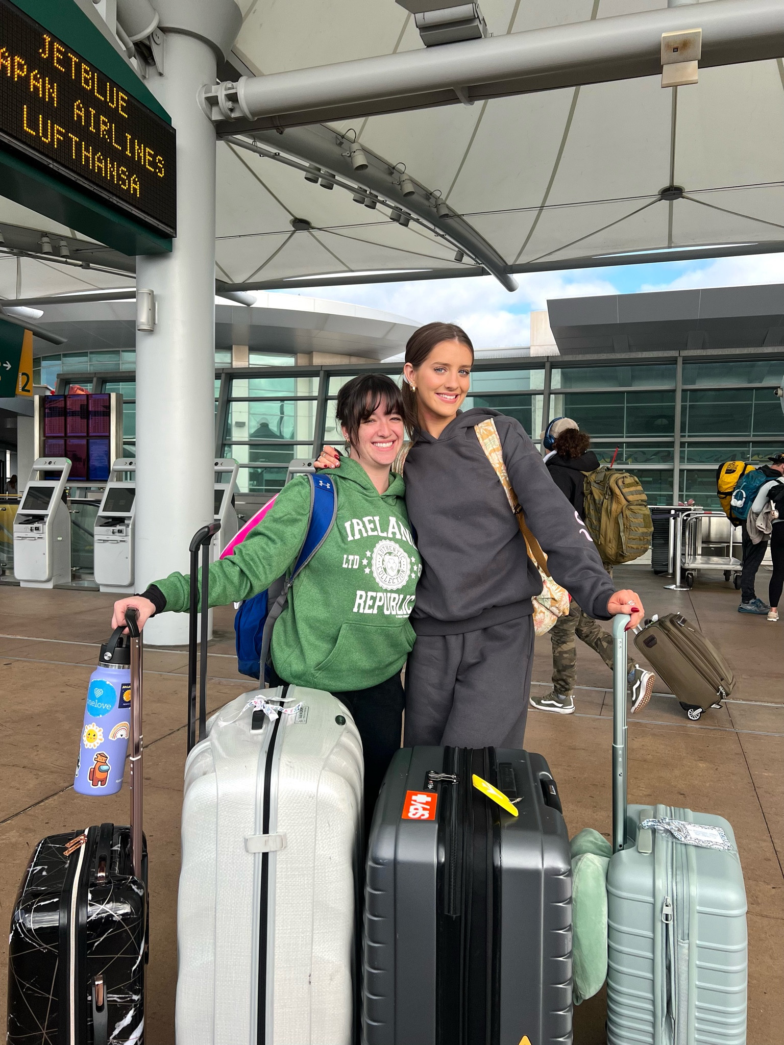 COMFY BOW TRAVEL SET ❤️ 

#LTKU #LTKGiftGuide #LTKStyleTip