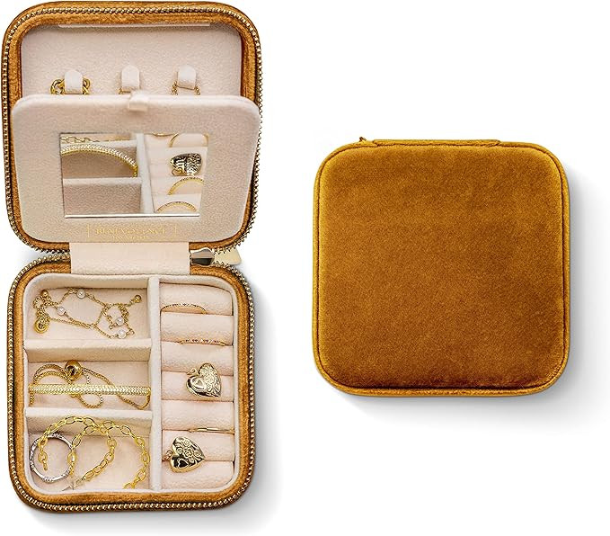 Benevolence LA Plush Velvet Travel Jewelry Storage Box | Travel Jewelry Case Small Jewelry Box fo... | Amazon (US)