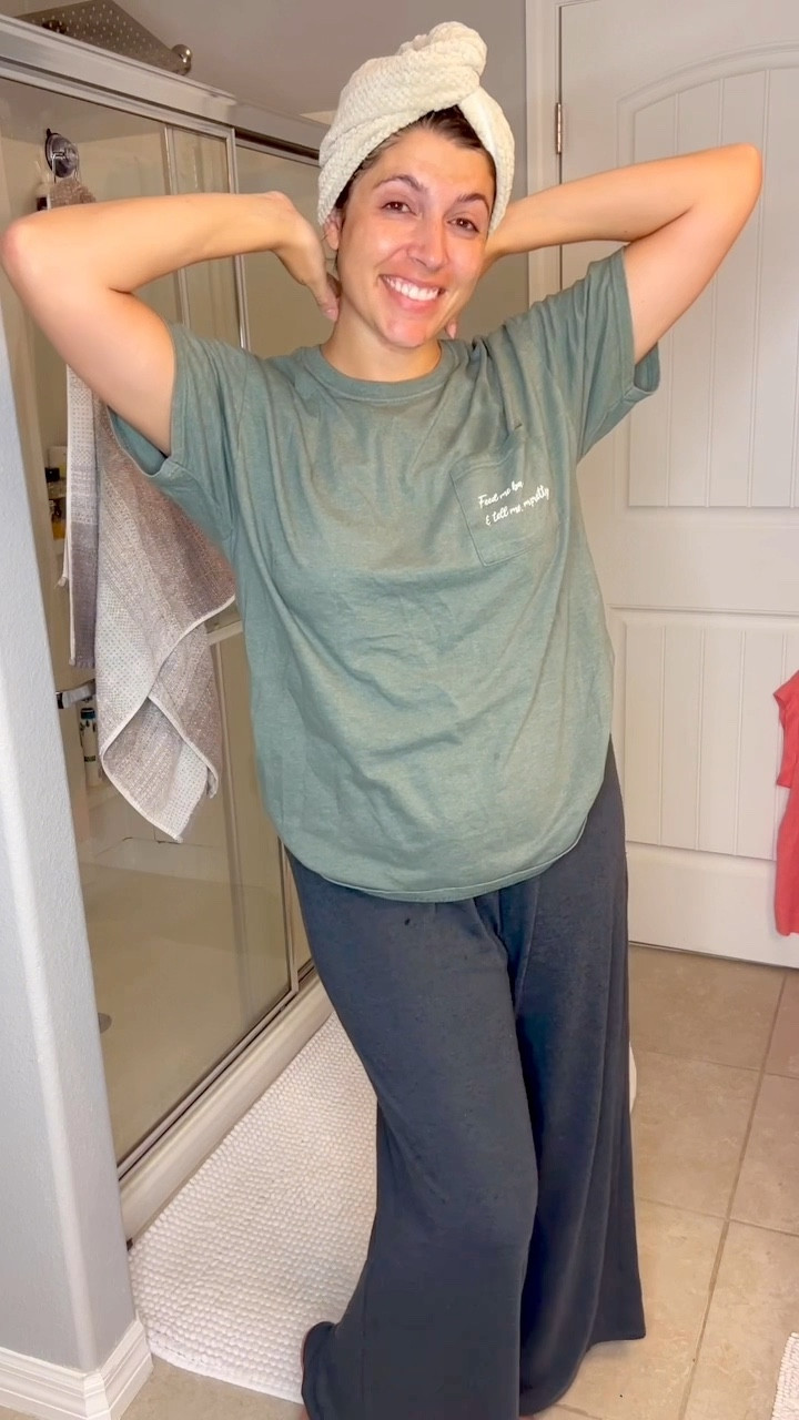 $20 Tuesday: Hair Towel edition!
.
I recently got sick of wrapping my hair up on a full size towel when towel-drying it so I invested in a 2-pack of hair towels and I cannot believe it didn’t do it sooner!

#LTKFindsUnder50 #LTKMidsize #LTKBeauty